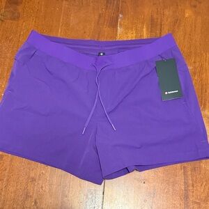 Lululemon Men’s Zeroed In Shorts 5 in 2XL Purple New